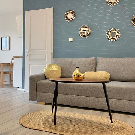 #Bn The Blue Song Marcelin Berthelot Tramway Apartment Гренобъл Екстериор снимка